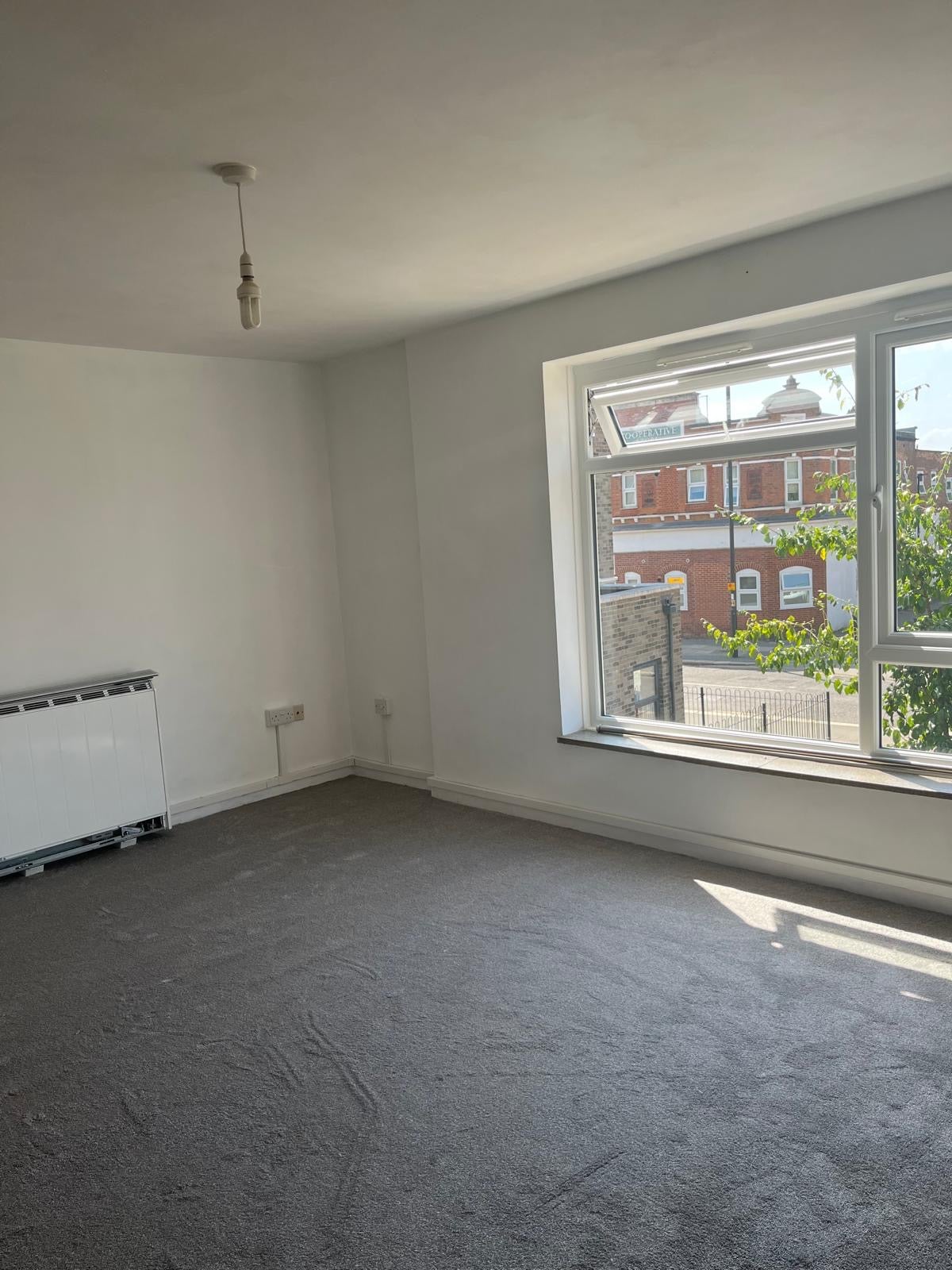 Flat Churchbury Road in Greater London