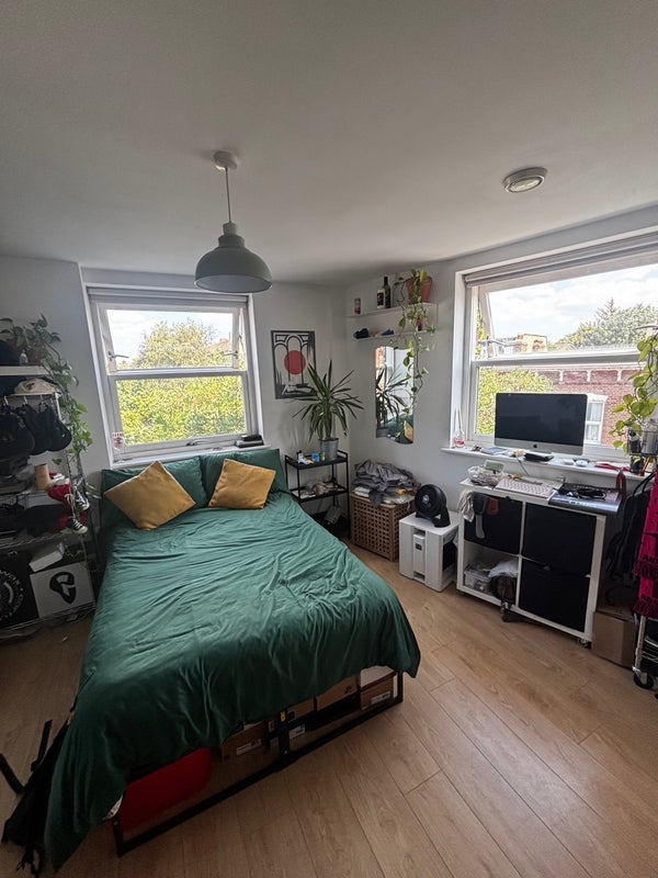 Room Northwold Road in Greater London