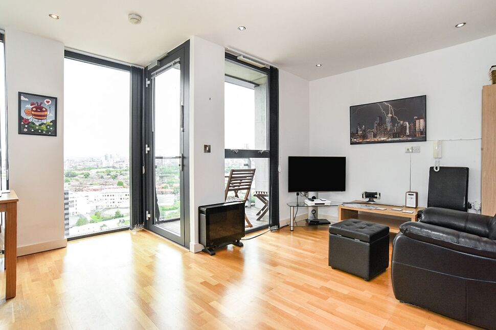 Flat The Quays in Salford