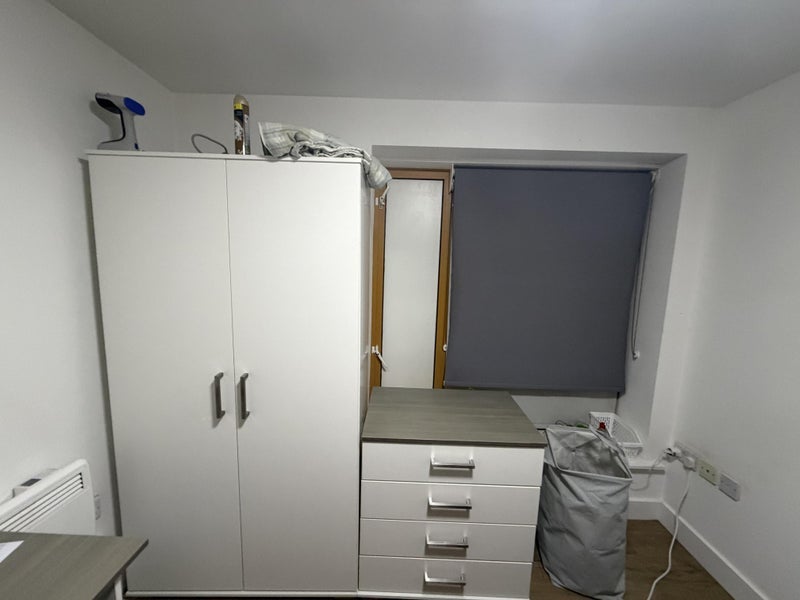 Room Bax Road in Manchester