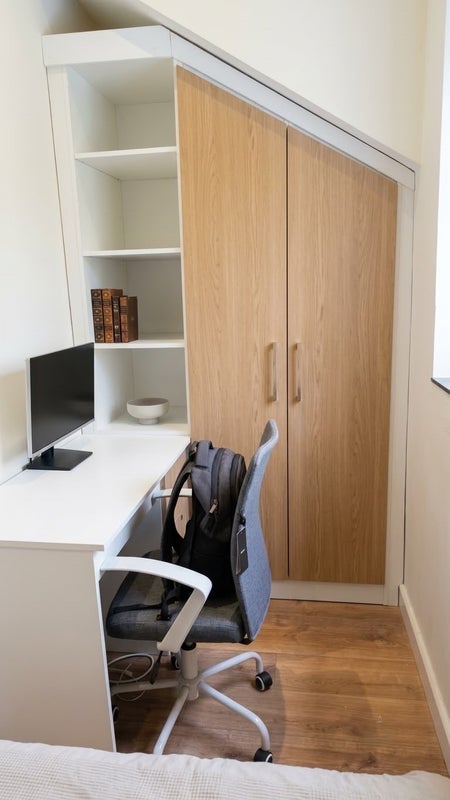 Room Manley Road in Manchester