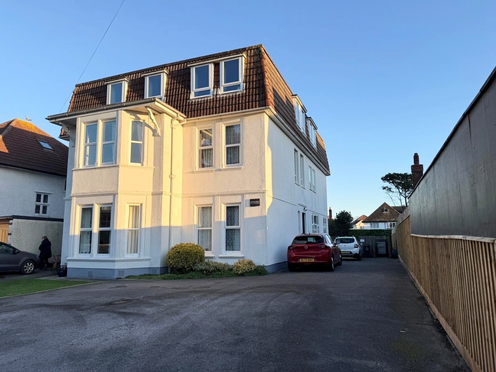 Flat Clifton Road in Bournemouth