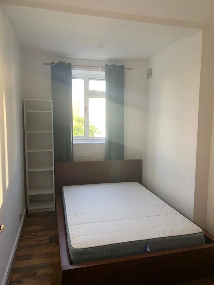 Room Alfreda Street in Greater London