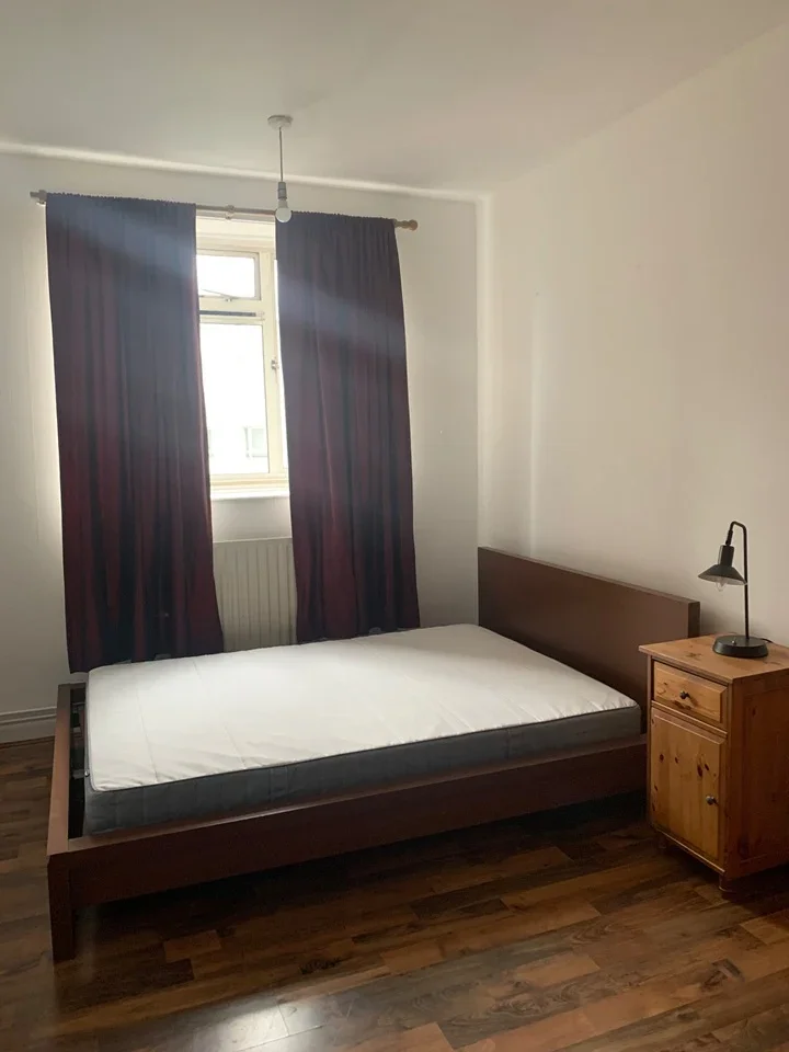 Room Alfreda Street in Greater London