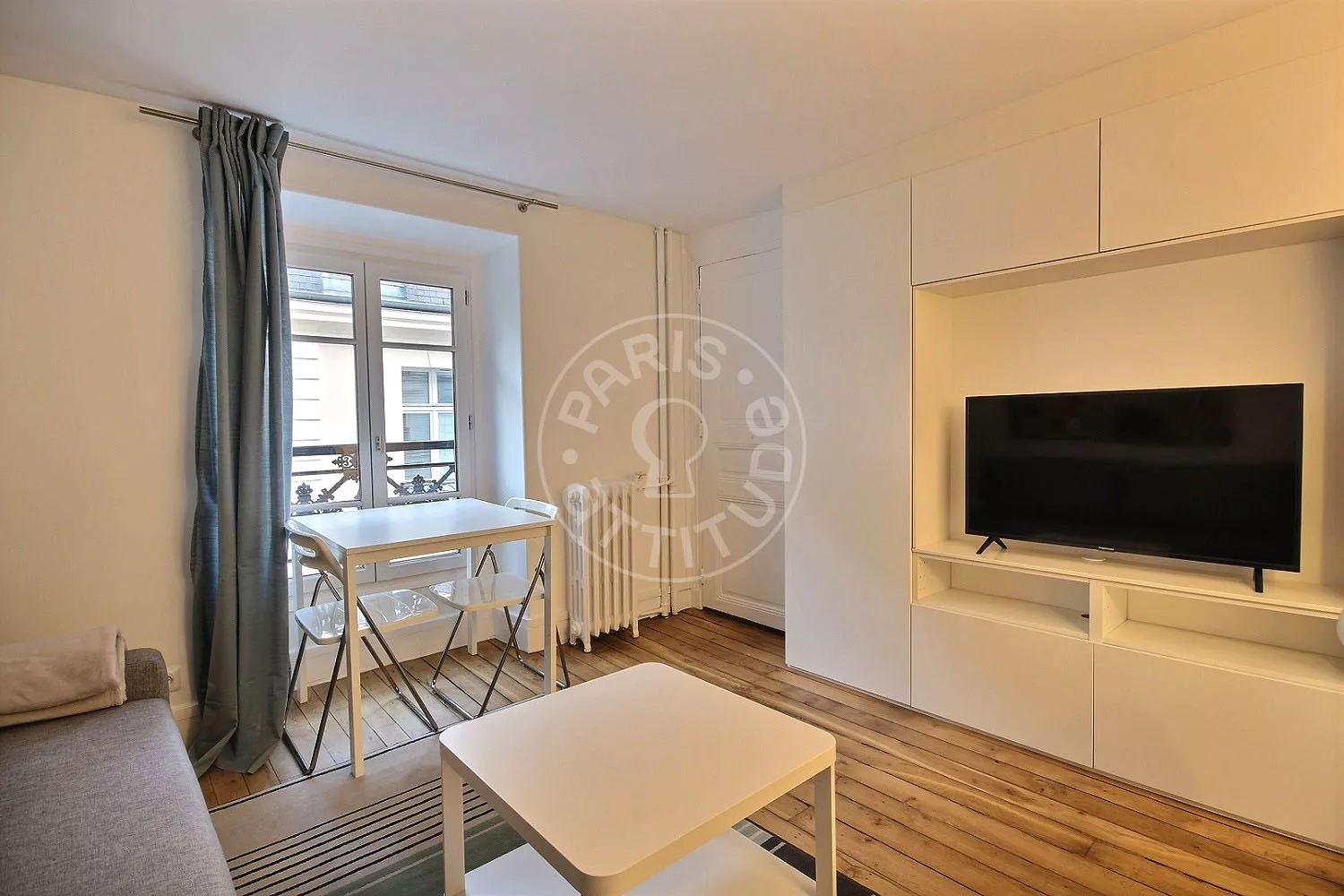Flat Rue du Croissant in Paris
