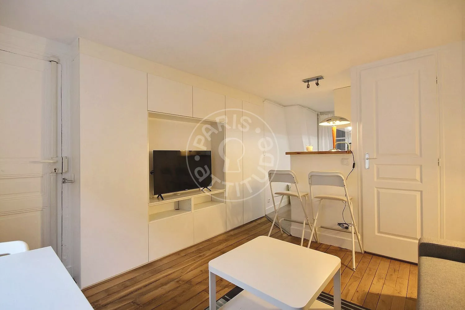 Flat Rue du Croissant in Paris