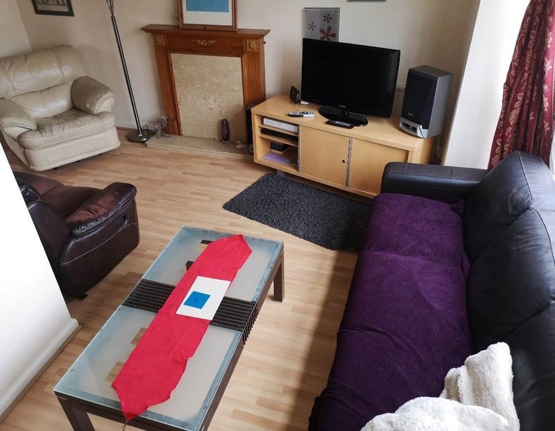 Room Ellson Close in Crawley