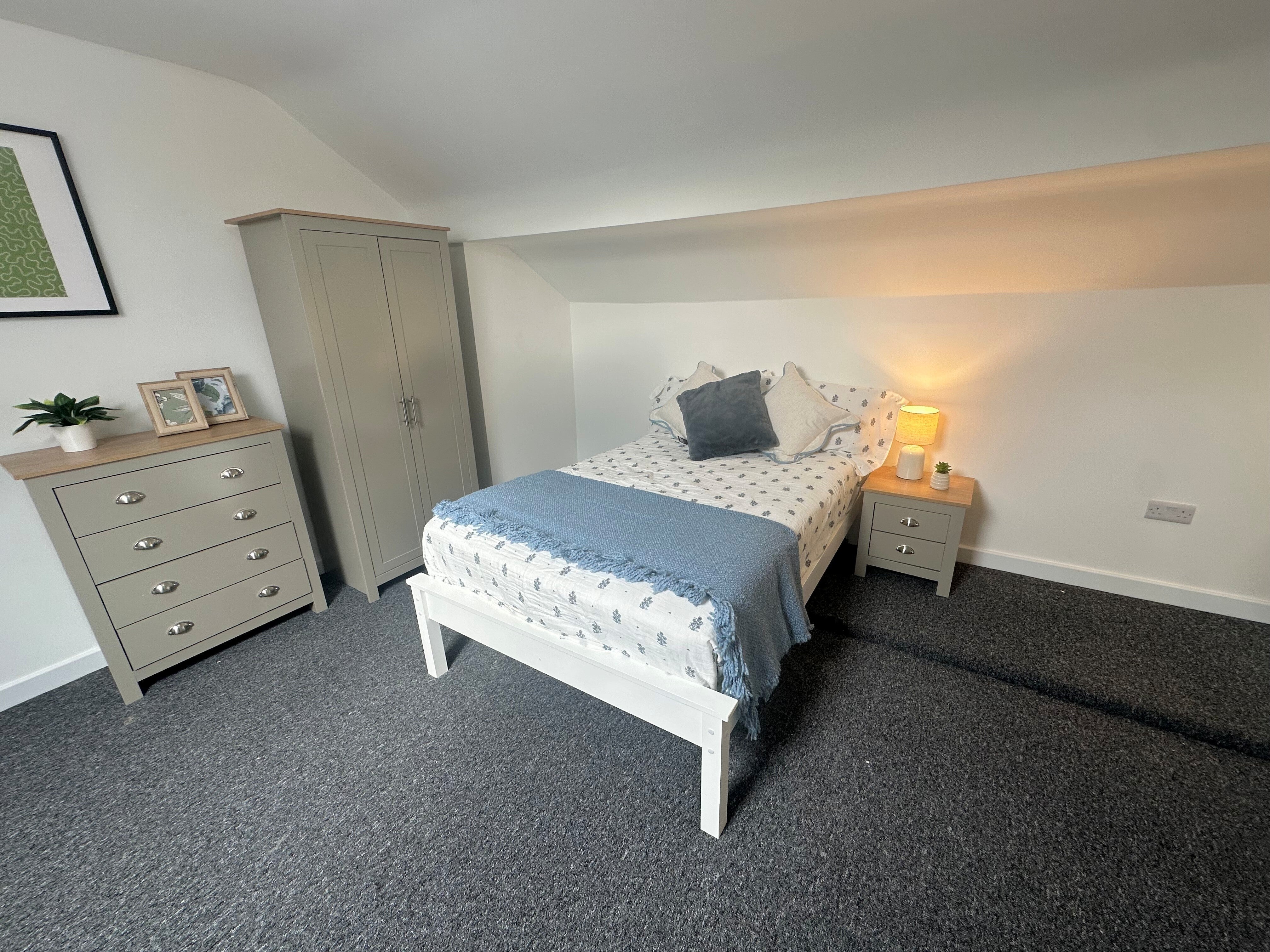 Room Prospect Road North in Redditch