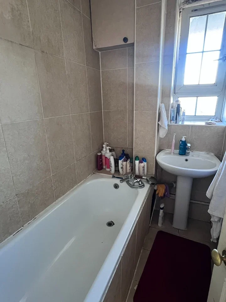 Room Pott Street in Greater London