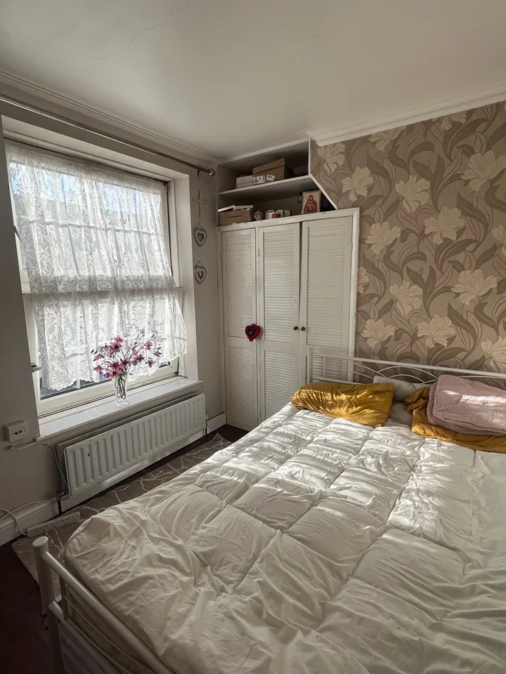 Room Pott Street in Greater London