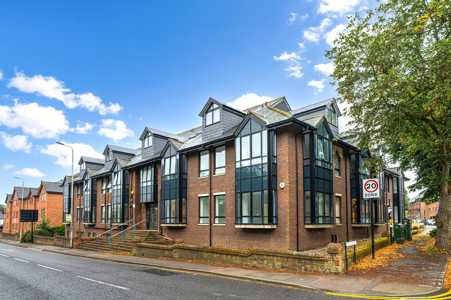 Flat Hatfield Road in St Albans