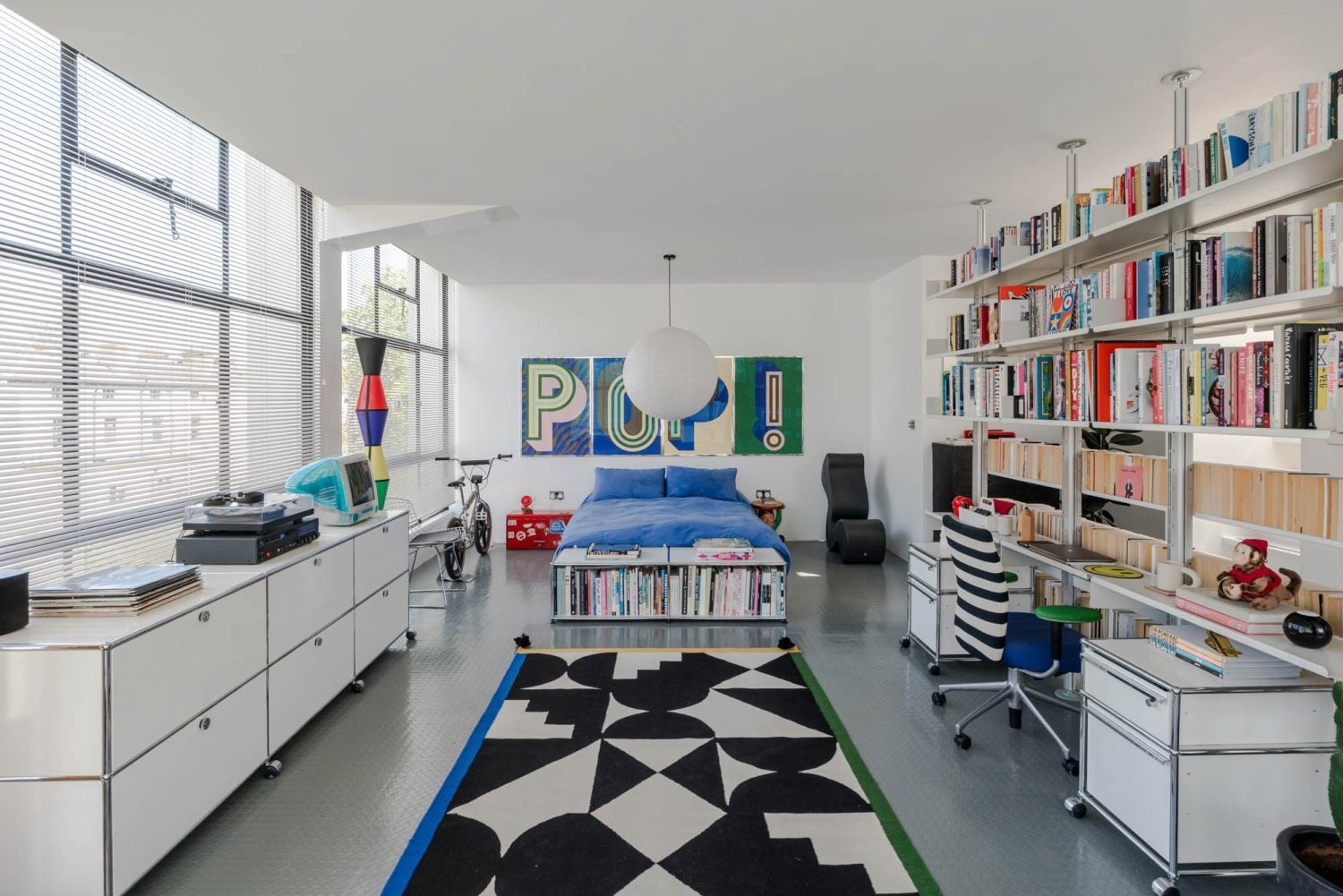Flat Frobisher Place in Greater London