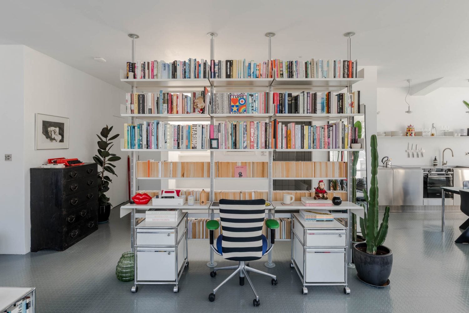 Flat Frobisher Place in Greater London