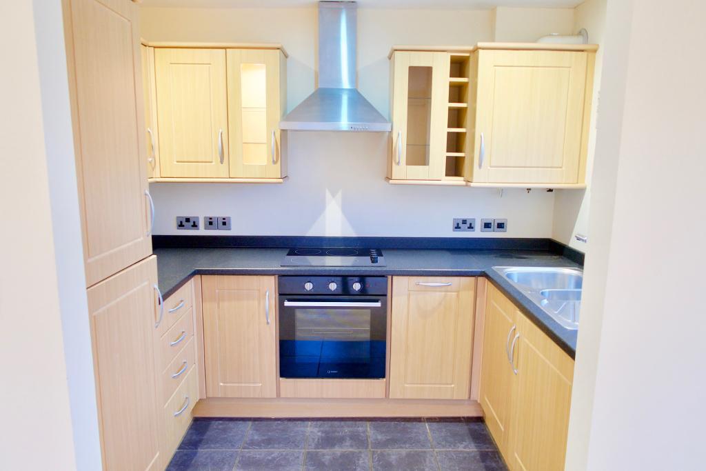 Flat Manor Rise in Stone