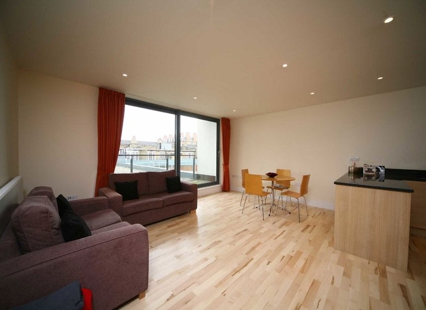 Flat Nightingale Place in Greater London