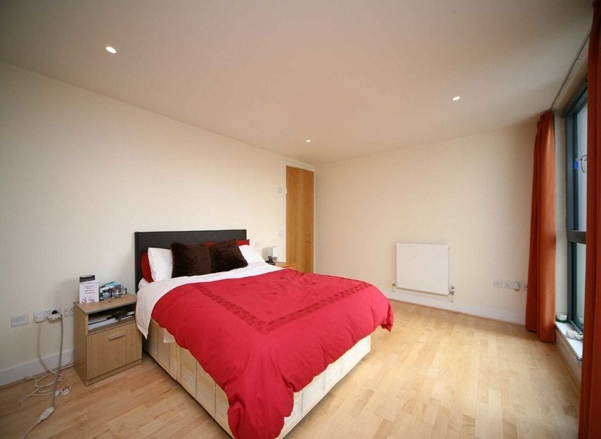 Flat Nightingale Place in Greater London