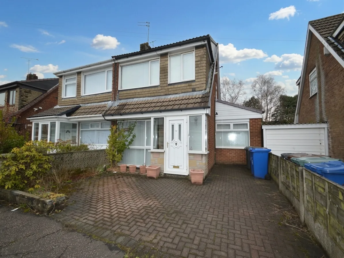 House Nuttall Avenue in Whitefield