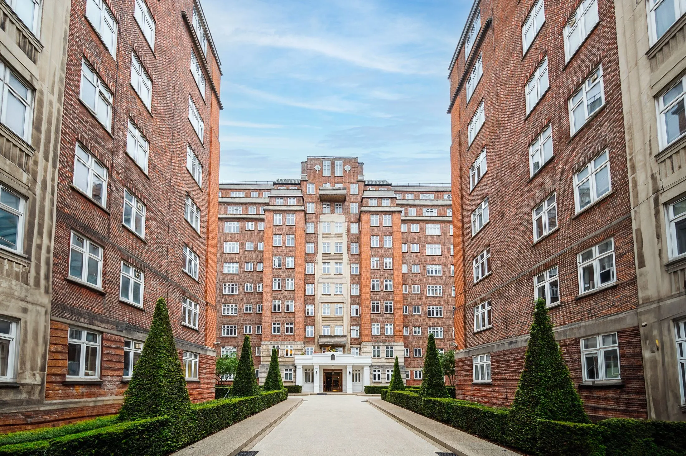 Flat Hamilton Drive in City of Westminster