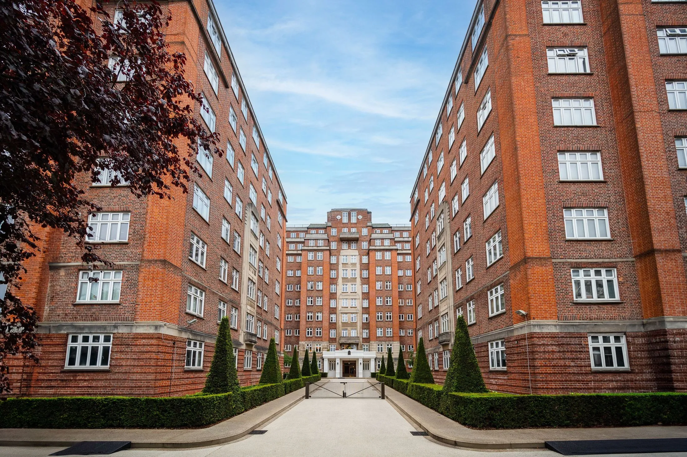 Flat Hamilton Drive in City of Westminster