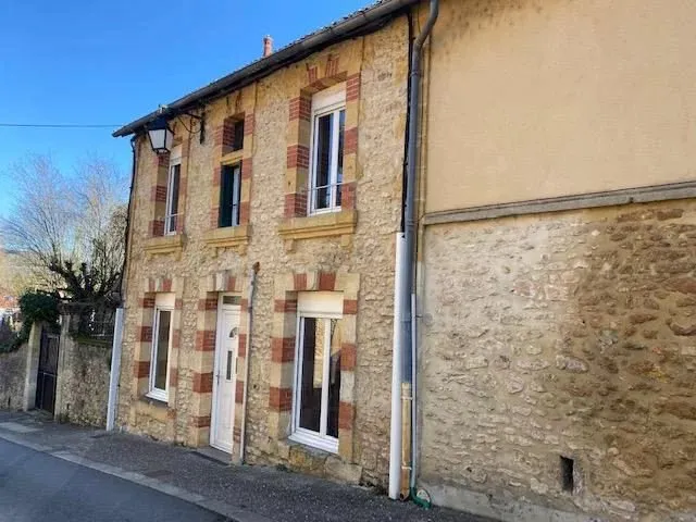 House Avenue Charles de Gaulle in Terrasson-Lavilledieu