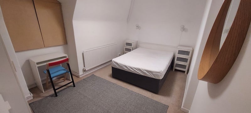 Room McMillan Street in Greater London
