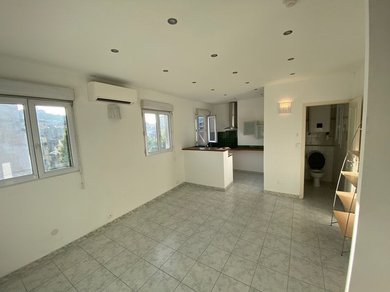 Flat Boulevard Vauban in Marseille