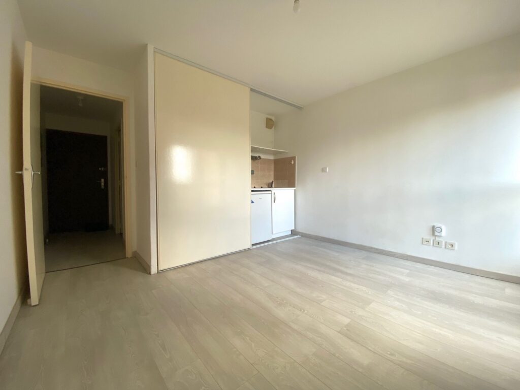 Flat Rue des Libellules in Toulouse