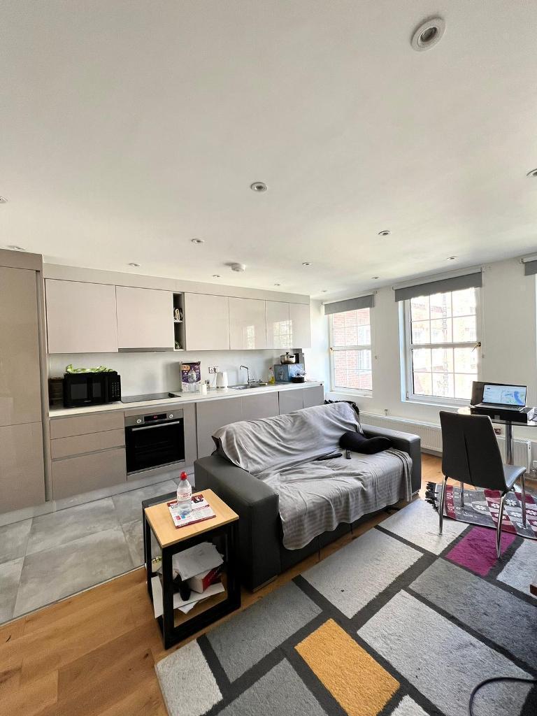Flat Burwood Place in City of Westminster