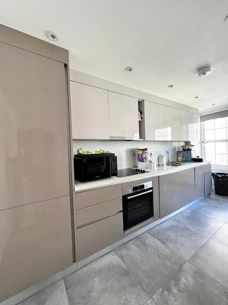 Flat Burwood Place in City of Westminster