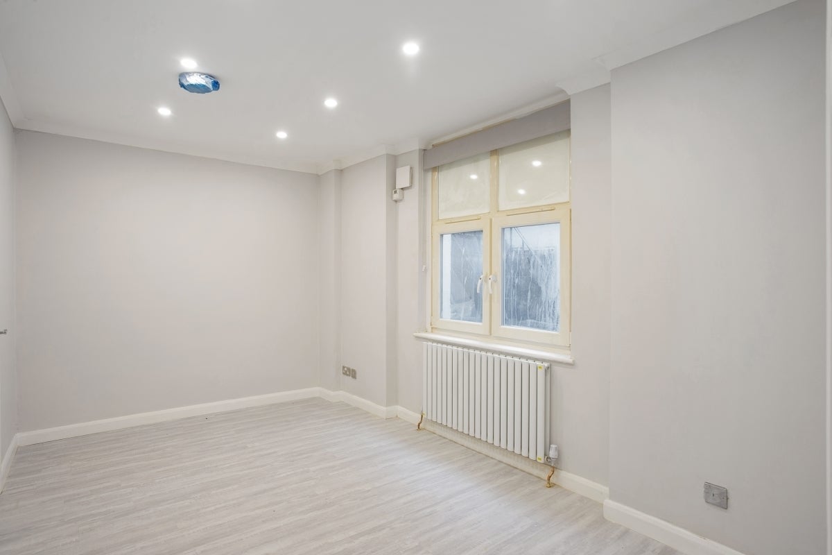 Flat Shirland Road in City of Westminster