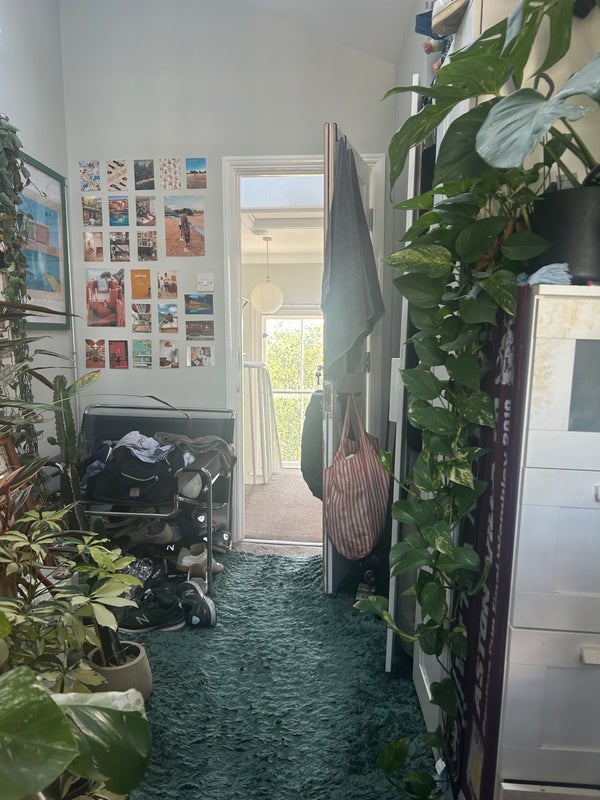 Room Redwood Mews in Greater London