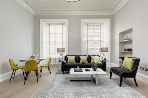 Flat Melville Street in City of Edinburgh