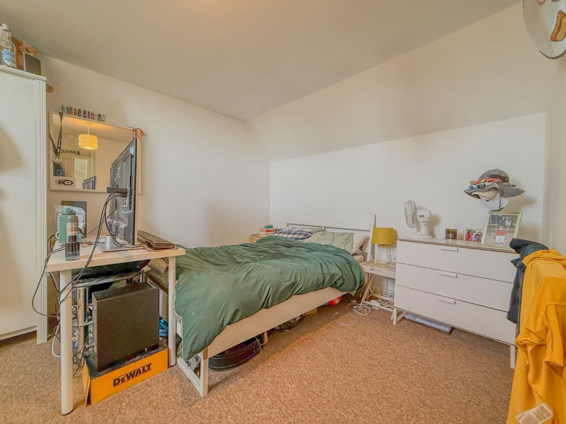 Room Pembroke Avenue in Bristol