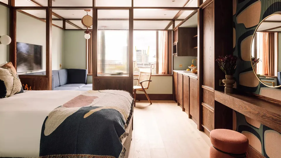Flat Charter Street in Greater London