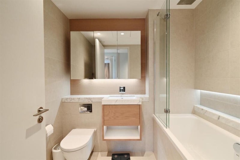 Room North Wharf Road in City of Westminster