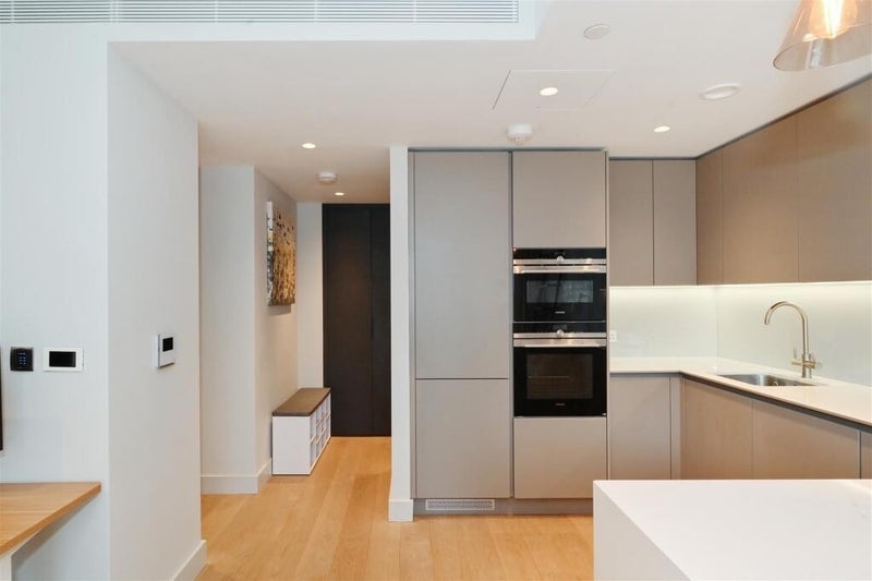 Room North Wharf Road in City of Westminster