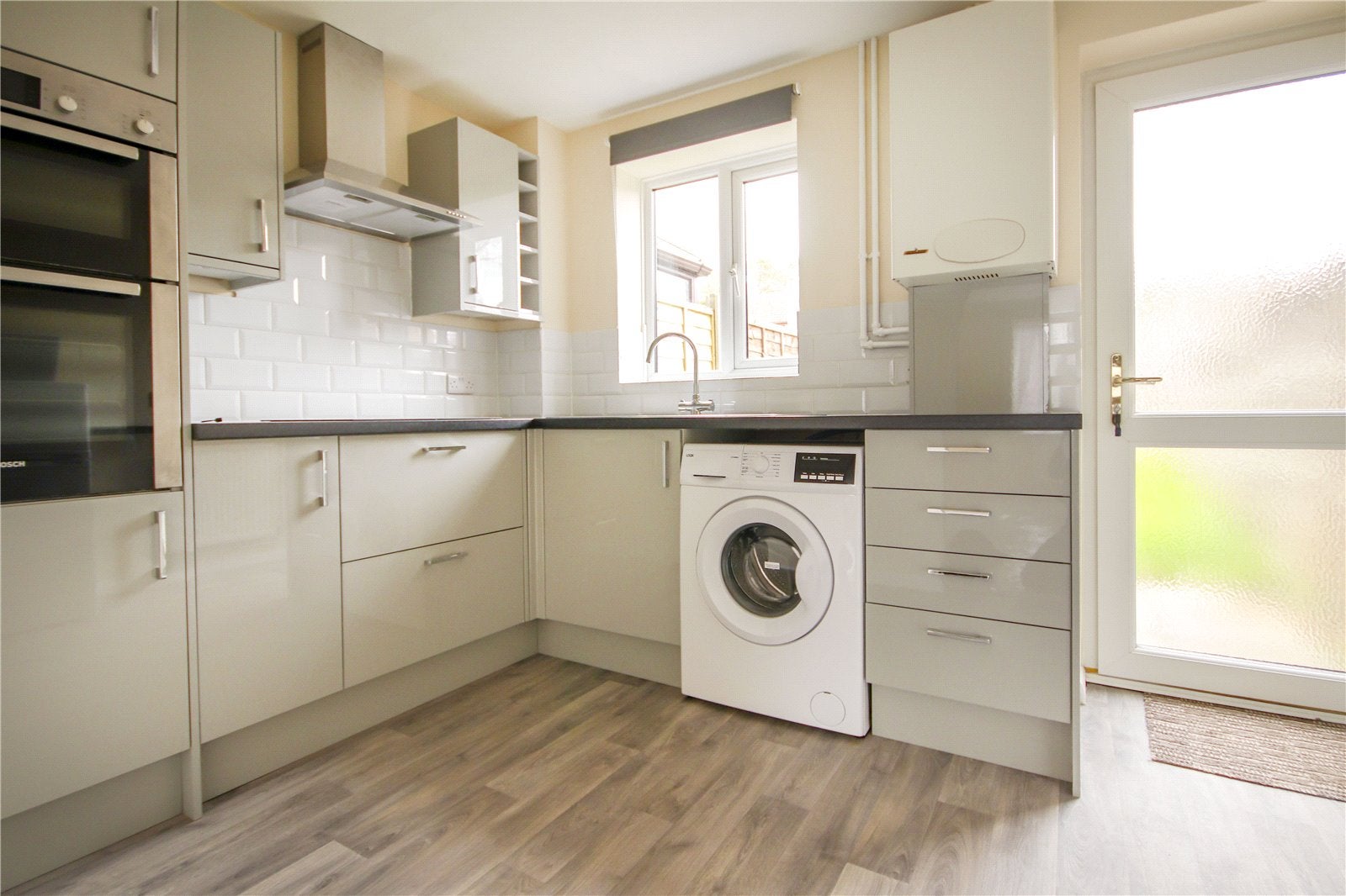 House Charterhouse Close in Winkfield