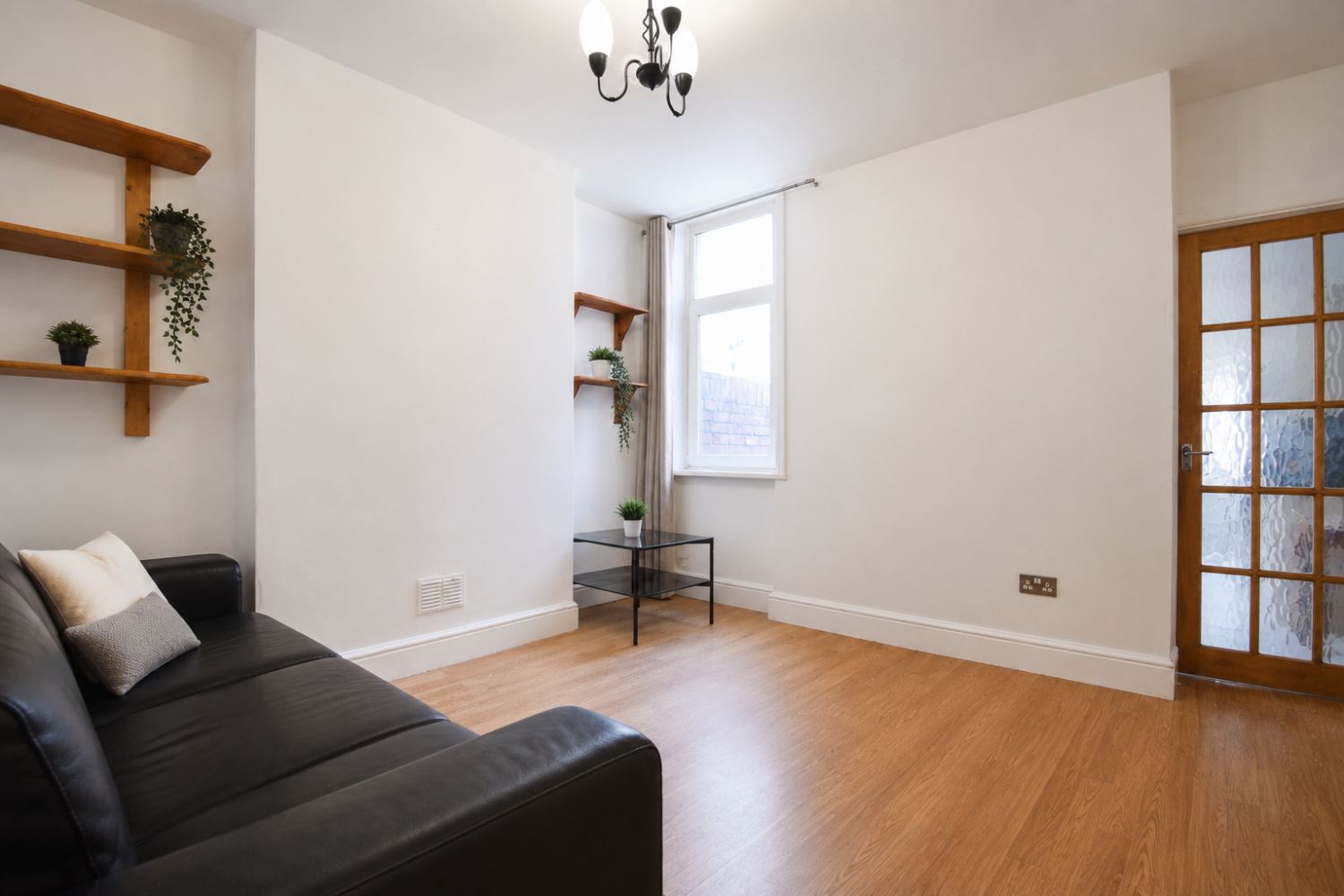 Flat Brithdir Street in Cardiff