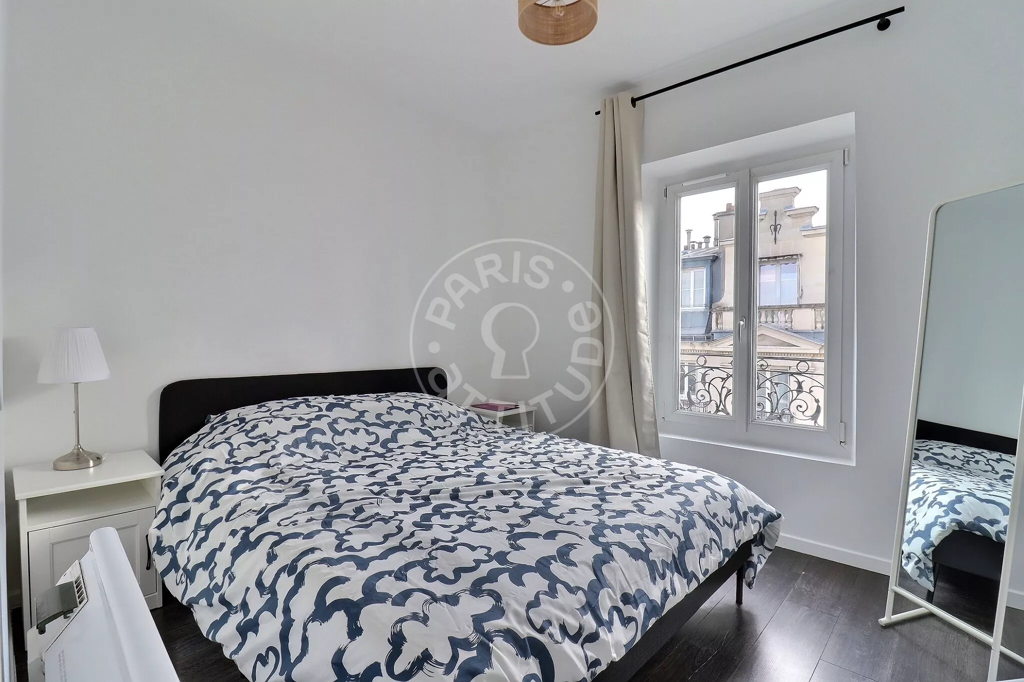 Flat Rue d'Oslo in Paris