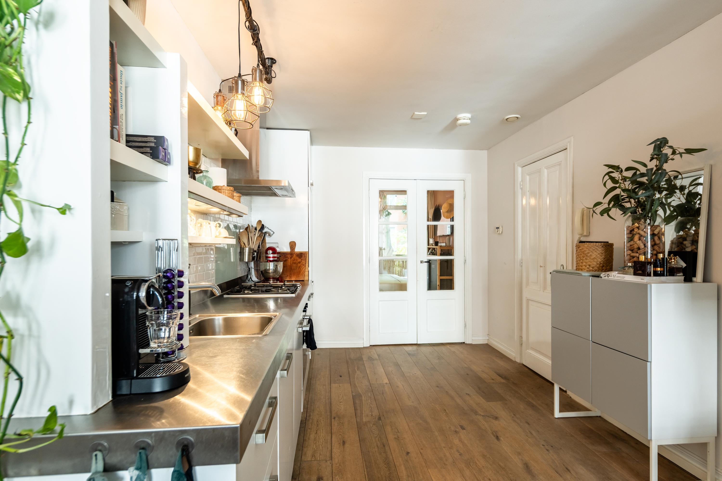 Studio te koop: Van Ostadestraat 340-1, Amsterdam