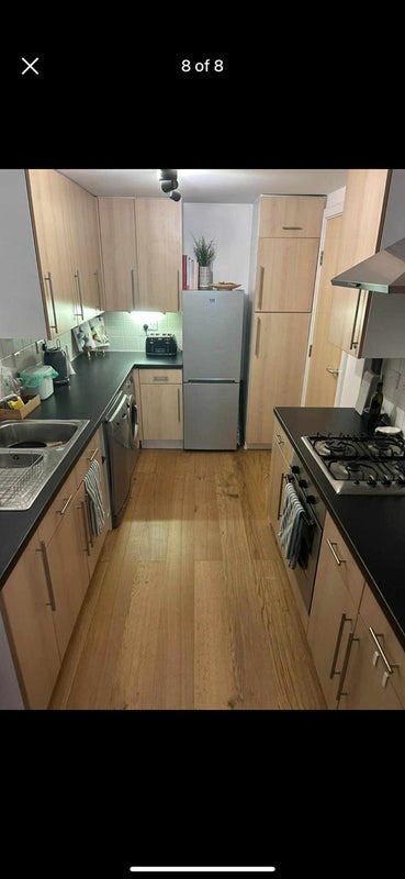 Flat De Beauvoir Crescent in Greater London