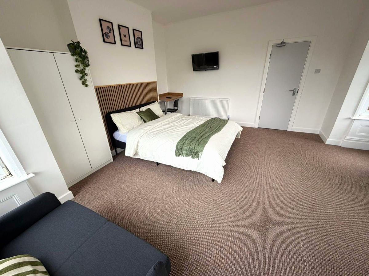 Room Harrington Street in Cleethorpes