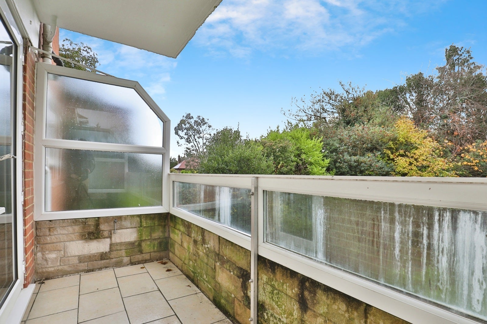 Flat Portarlington Road in Bournemouth