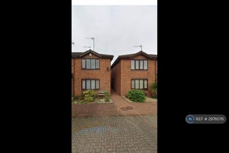 Flat Deanscroft Way in Stoke-on-Trent