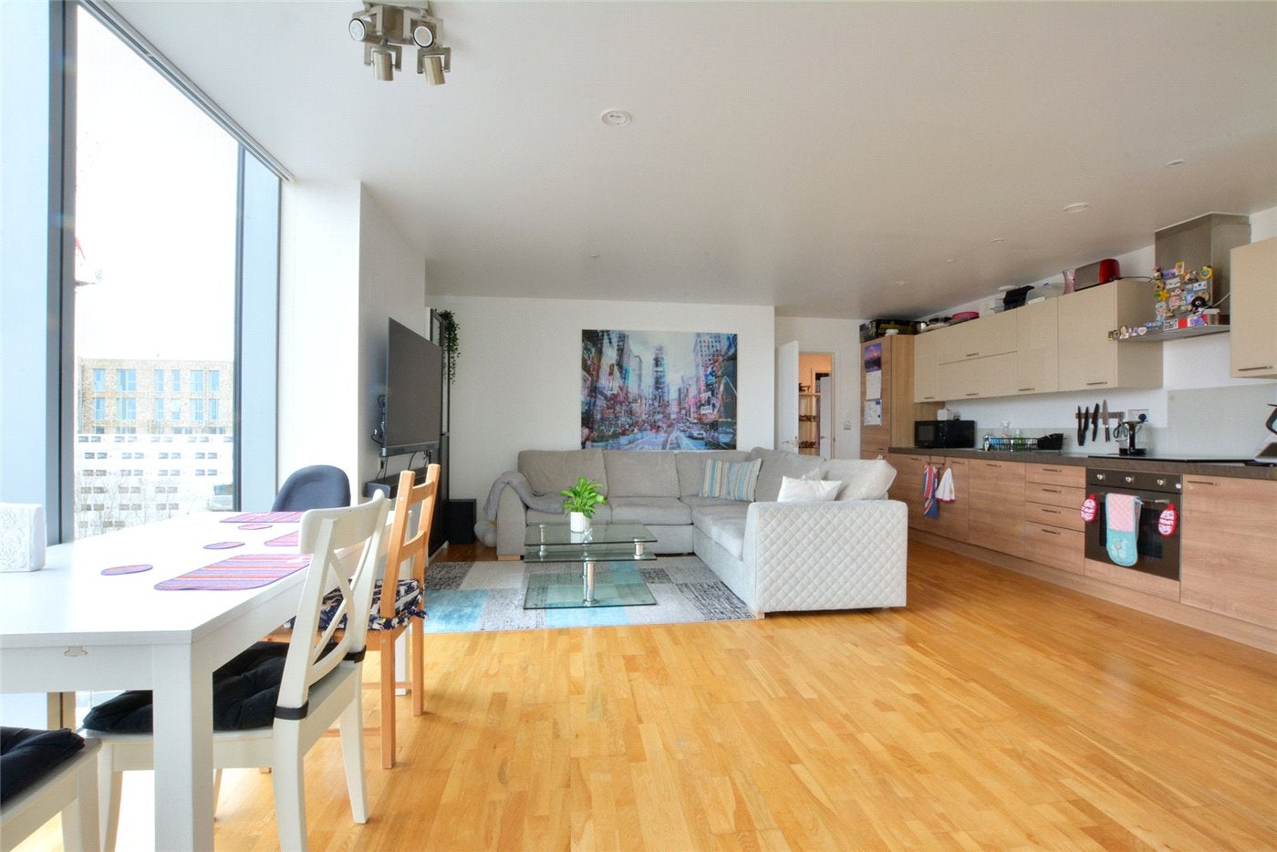 Flat Harmony Place in Greater London