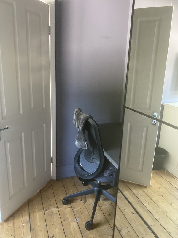Room Sanderstead Court Avenue in Greater London