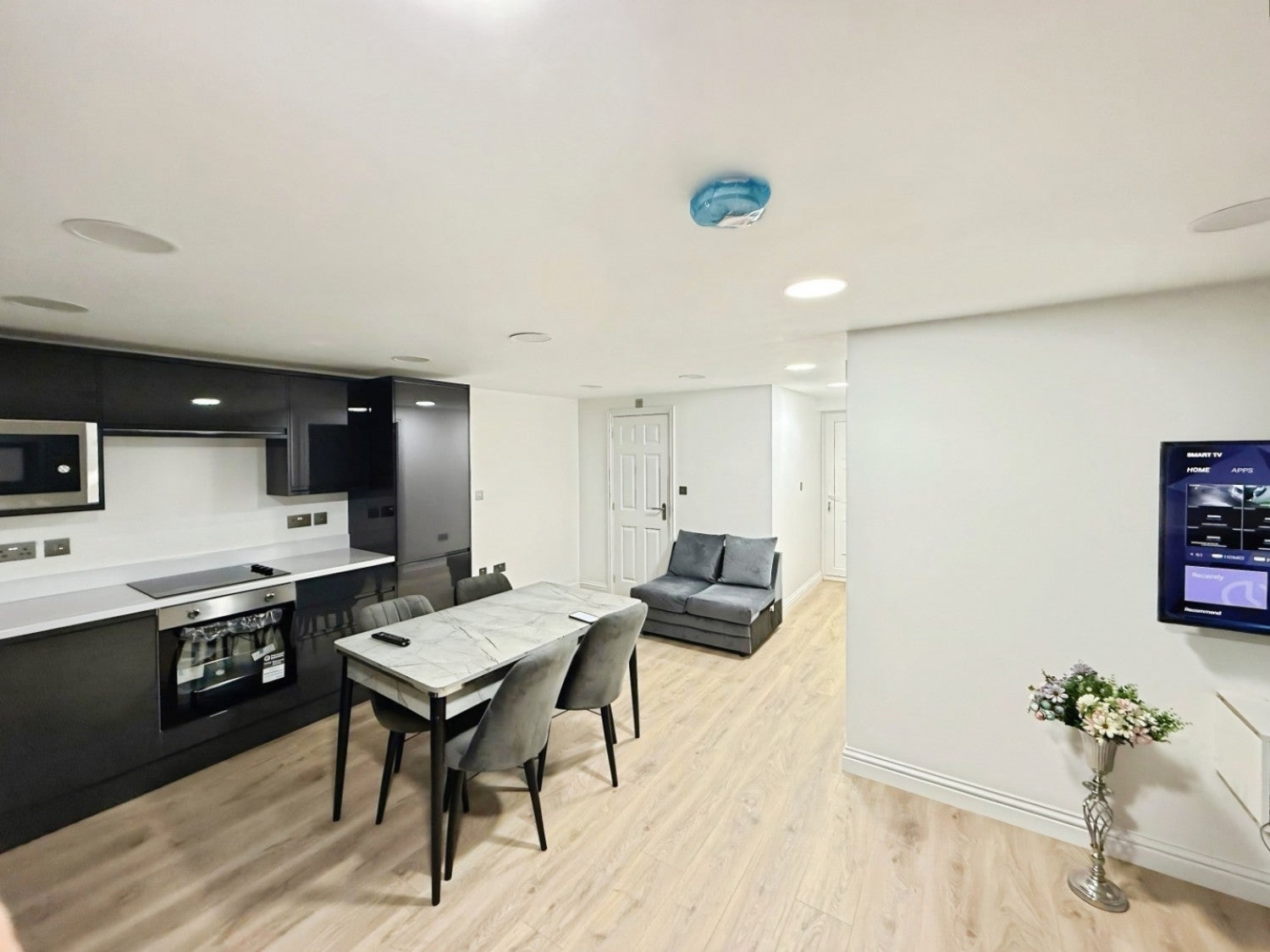 Flat Mill Farm Crescent in Greater London