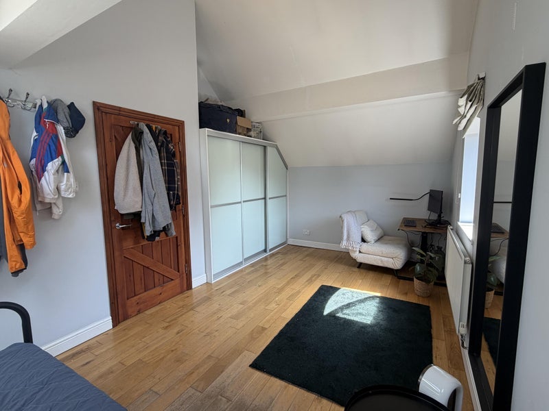 Room Rathen Road in Manchester