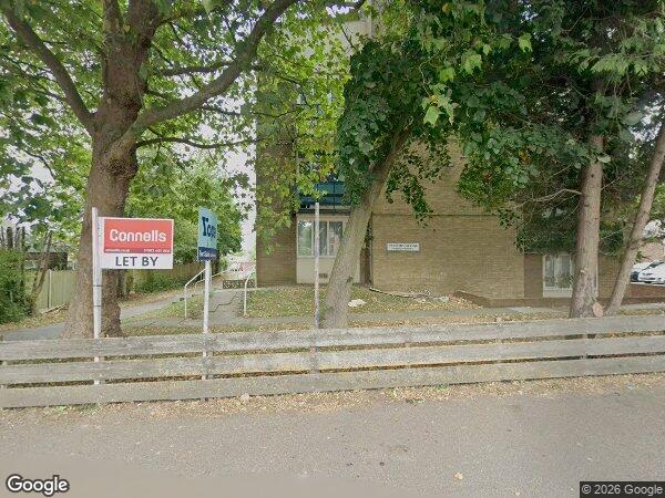Flat Dunstable Road in Luton