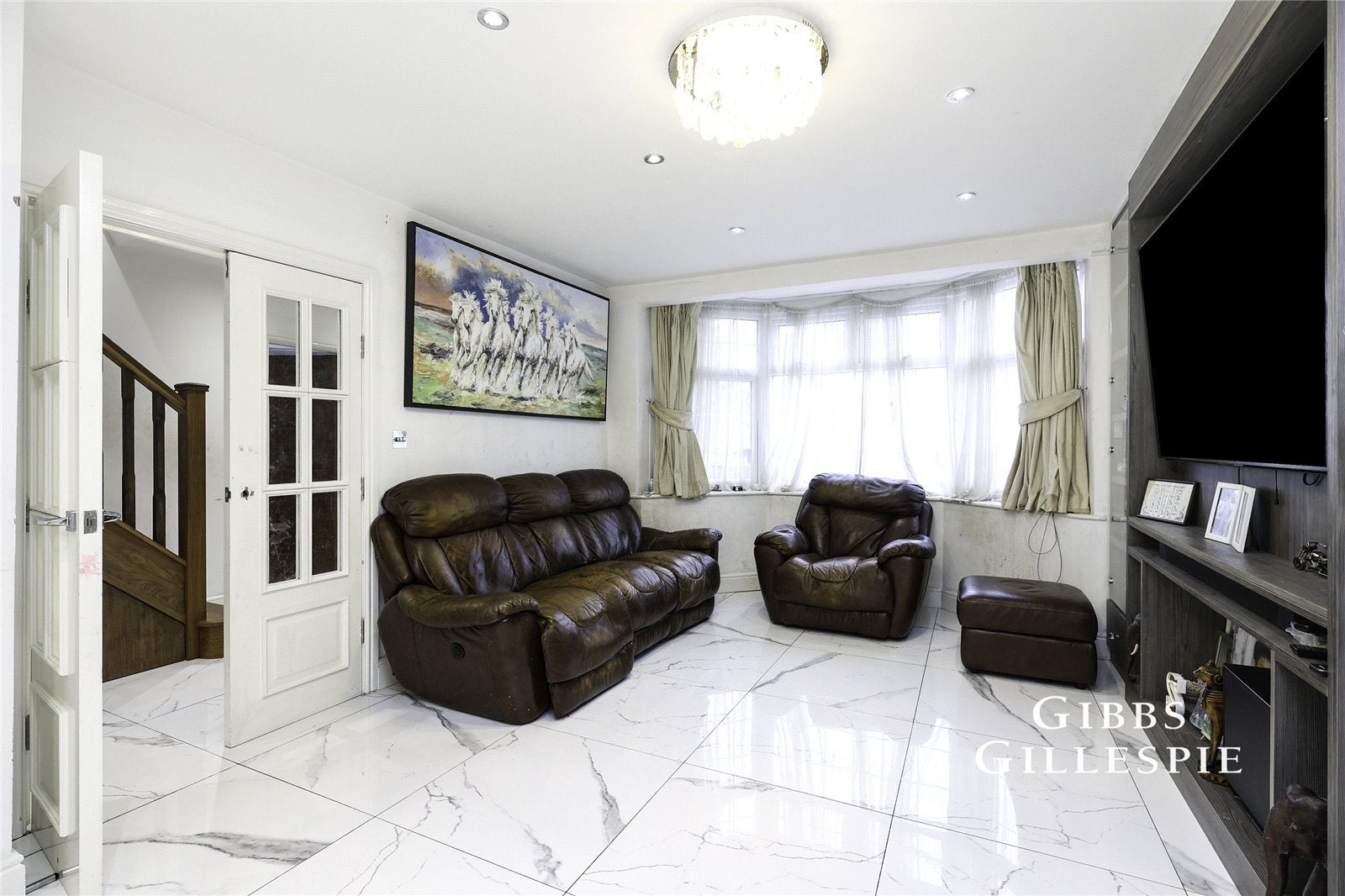 House Tangmere Gardens in Greater London
